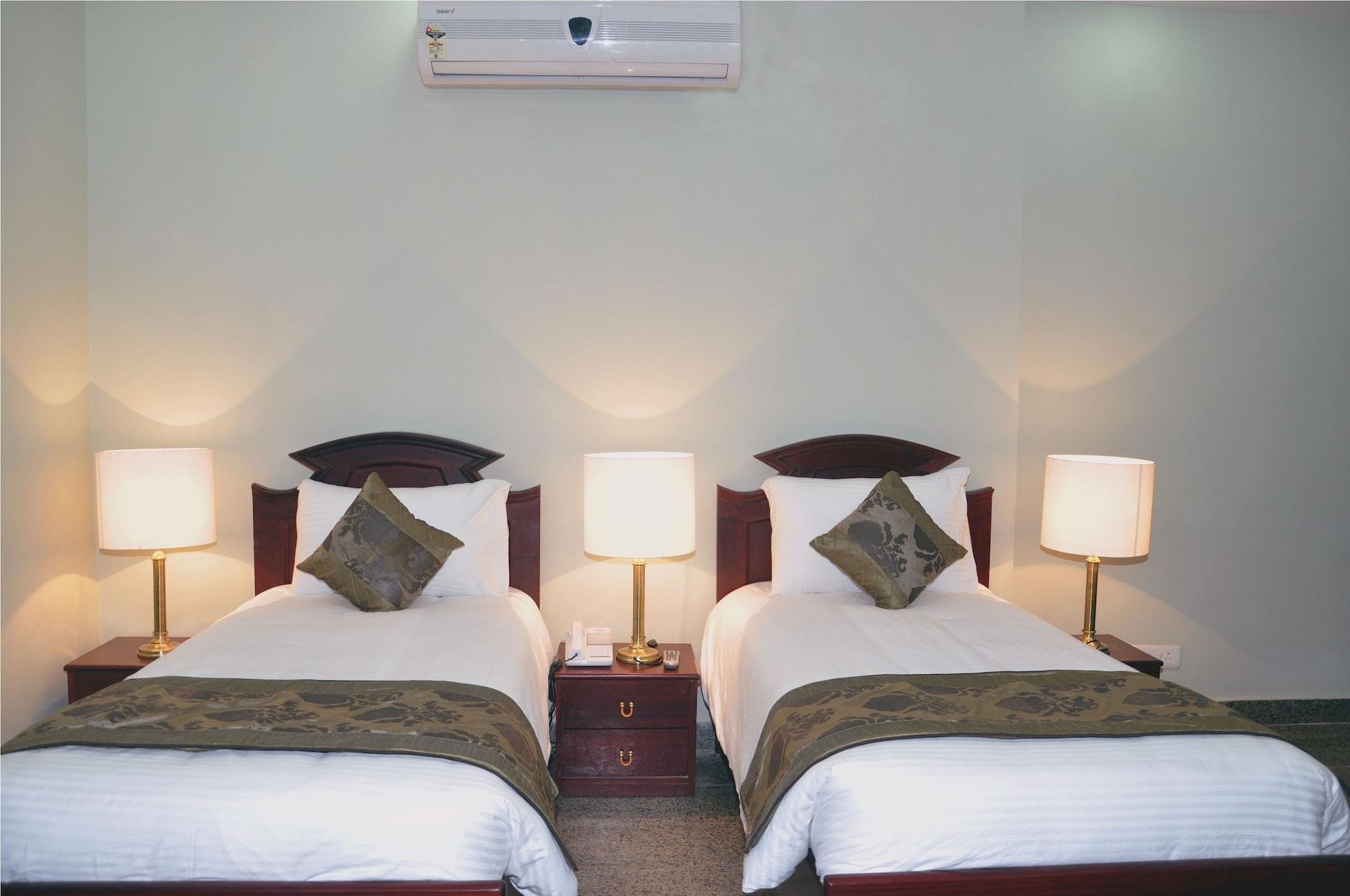 Oyo 367 Hotel Forest Green New Delhi Eksteriør bilde
