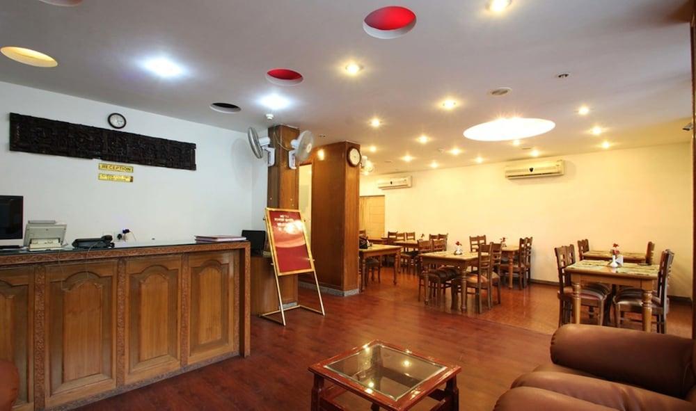 Oyo 367 Hotel Forest Green New Delhi Eksteriør bilde