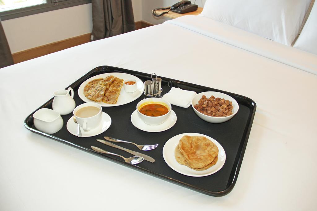 Oyo 367 Hotel Forest Green New Delhi Eksteriør bilde