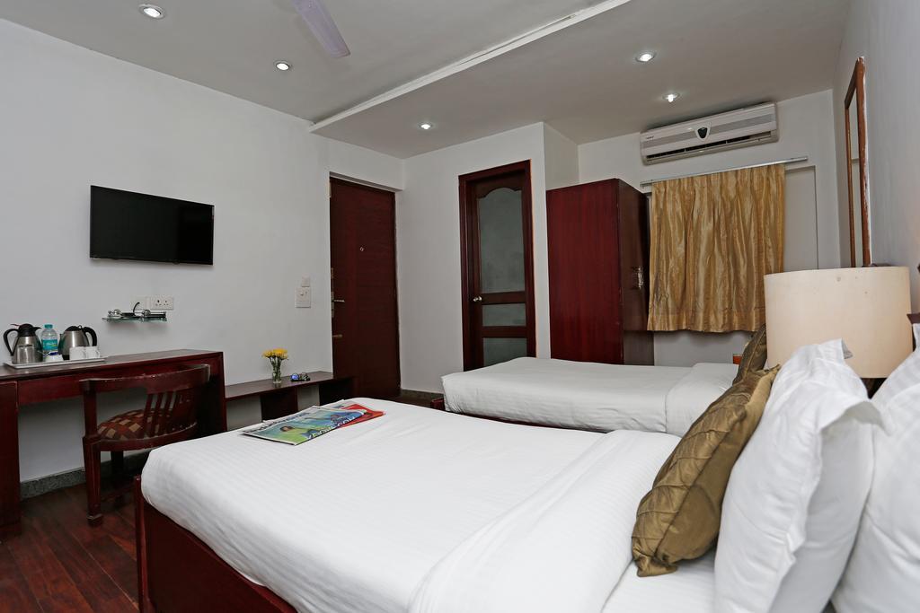 Oyo 367 Hotel Forest Green New Delhi Eksteriør bilde